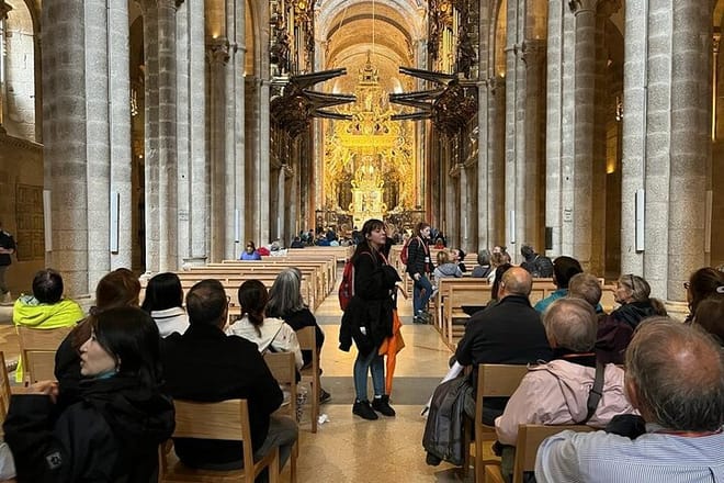 Guided tour Old town, Cathedral and Museum photo 2