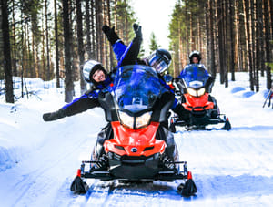 Snowmobile Safari in the Arctic Nature - Rovaniemi