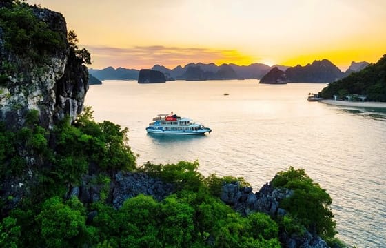 UNESCO World Heritage Site from Ha Noi, Visit Ha Long Bay