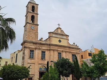 The Metropolis of Chania in the heart of the Old Town.