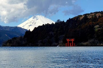 English Guided 2 Days Mt. Fuji and Hakone Private Tour