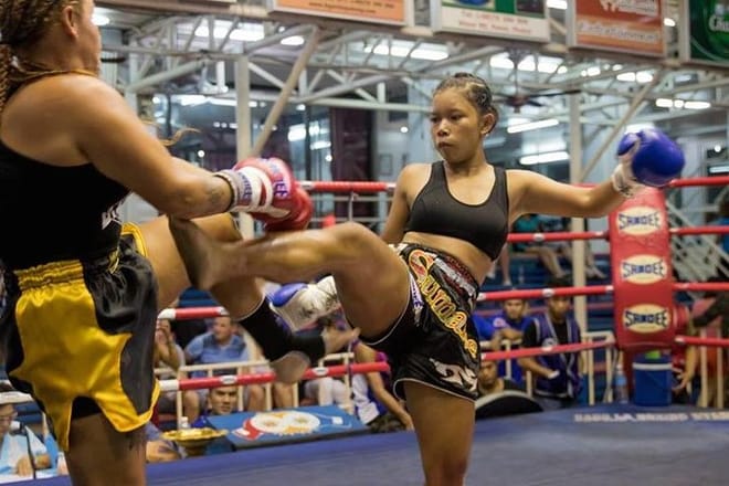 Muay Thai Ladies Fight