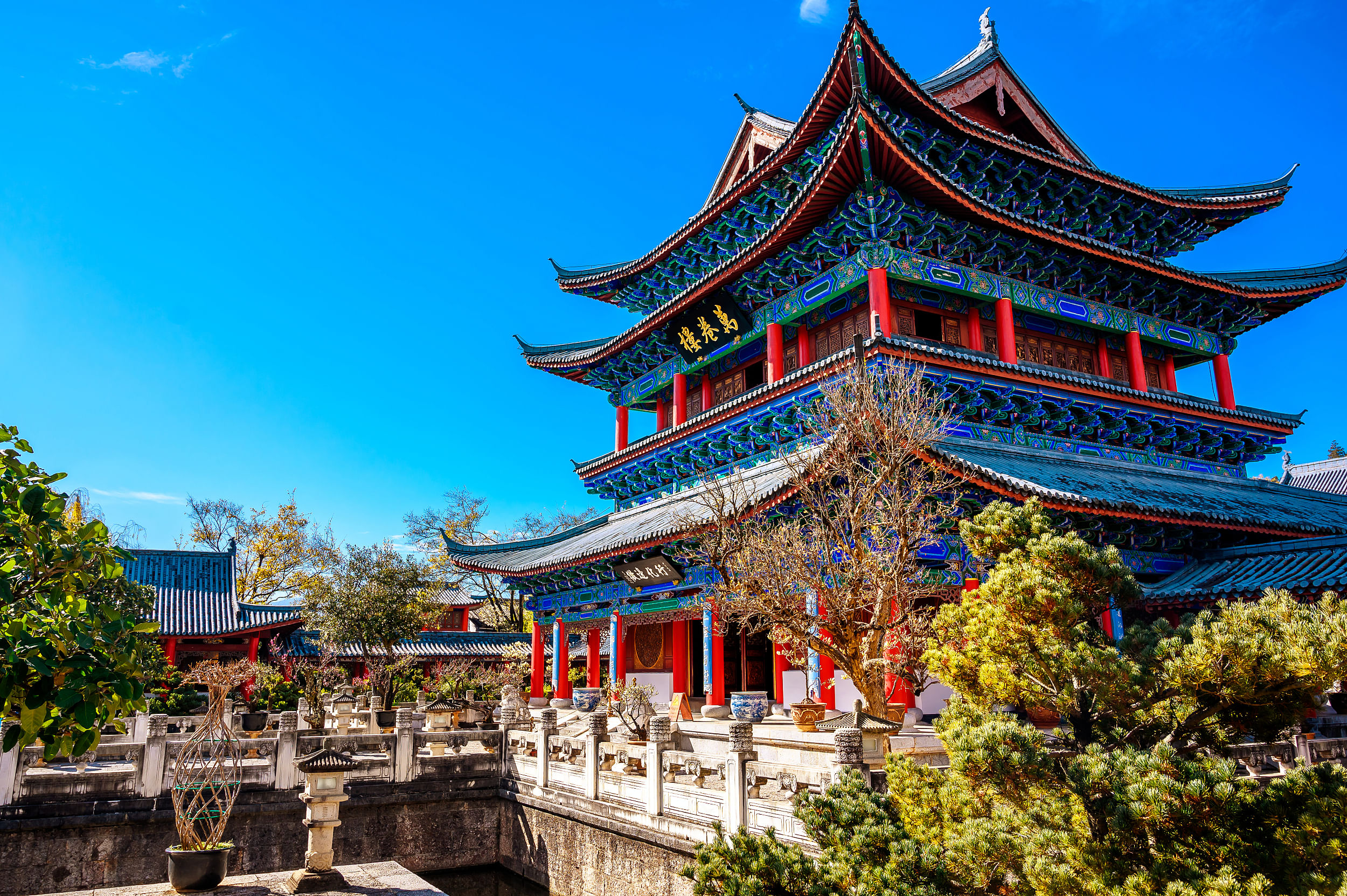  Wangu tower(Overlooking the entire old town of Lijiang）