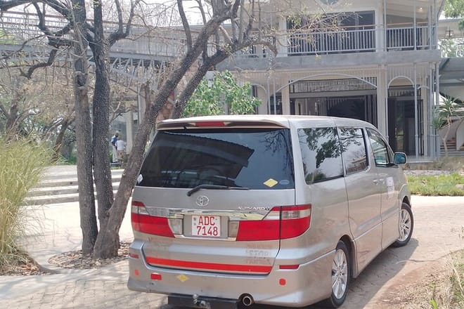 Victoria Falls Airport VFA Transfers to Town lodges 6