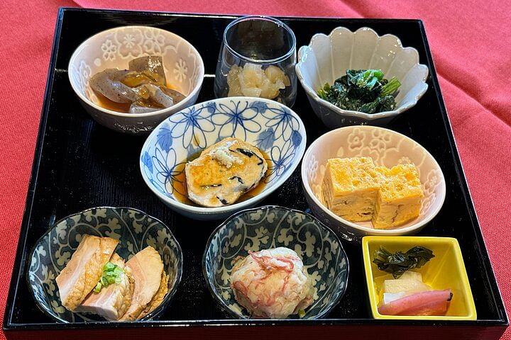 Do it yourself Lunch with Local Dish & Riceball Making in YANAKA