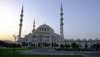 7 nights 8 days Dubai, Abu Dhabi & Fujairah holiday package in 5 star hotel 1