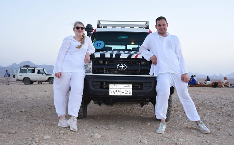 Jeep Safari and Stargazing Dinner Experience in Hurghada
