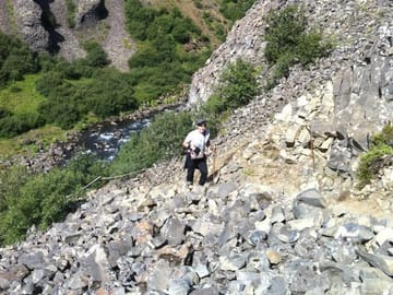 Private Hike of Mount Esja and Visit to Hvammsvik Hot Springs