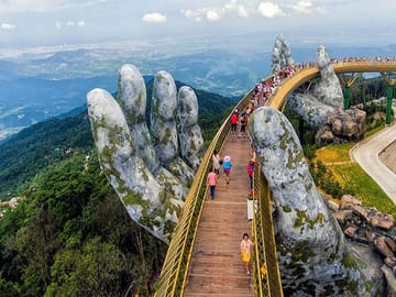 Full Day Golden Bridge and Ba Na Hills Small Group Tour