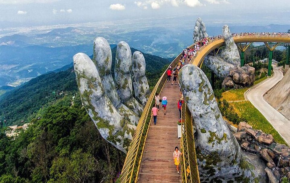 Full Day Tour to Golden Bridge and Ba Na Hills in Small Group
