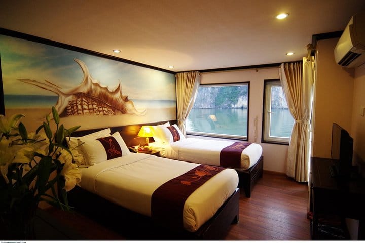 Huong Hai sealife cruise - bedroom