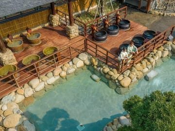 Hot Springs and Cave Exploration Tour in Ha Long Bay