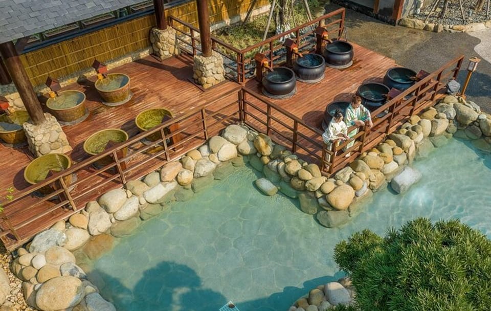 Hot Springs and Cave Exploration Tour in Ha Long Bay