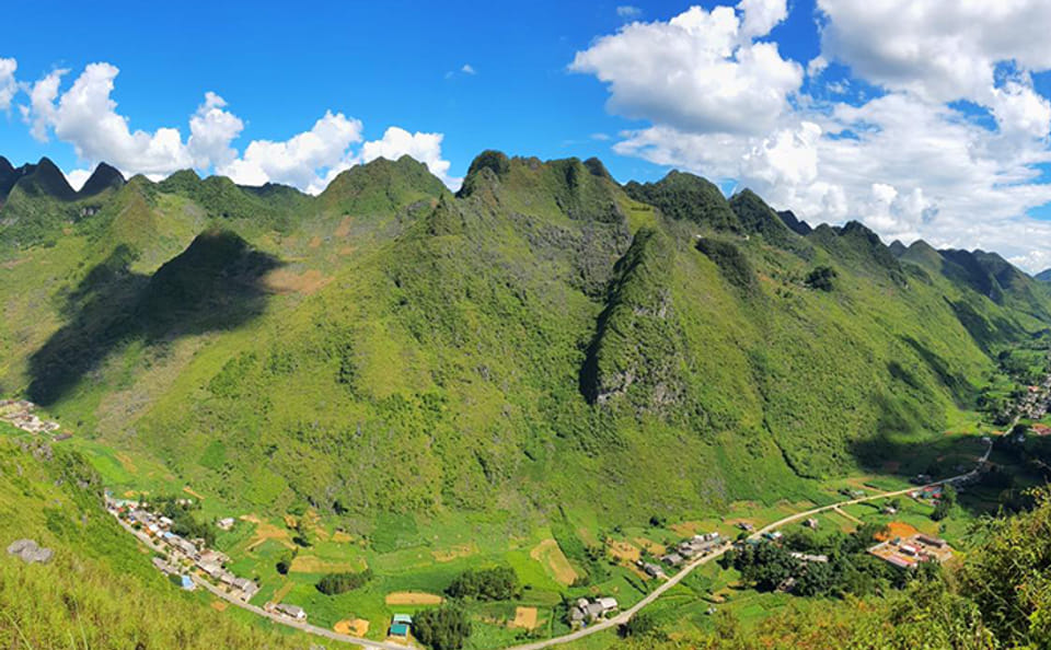 8-Day Mountain Hiking Adventure in Northern Vietnam