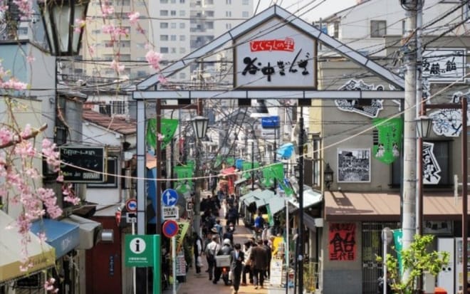 Ueno, Yanaka, Sendagi Heritage Guided Walking Tour photo 2