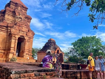 Discover the beauty of Ta Cu Mountain, Lying Buddha From Mui Ne