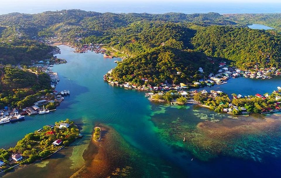 Cultural Tour of Oak Ridge, Honduras: Explore the Venice of Roatan