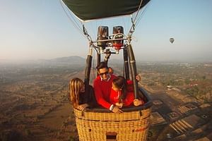 3-Hour Experience with Balloon Flight over Teotihuacán and Breakfast