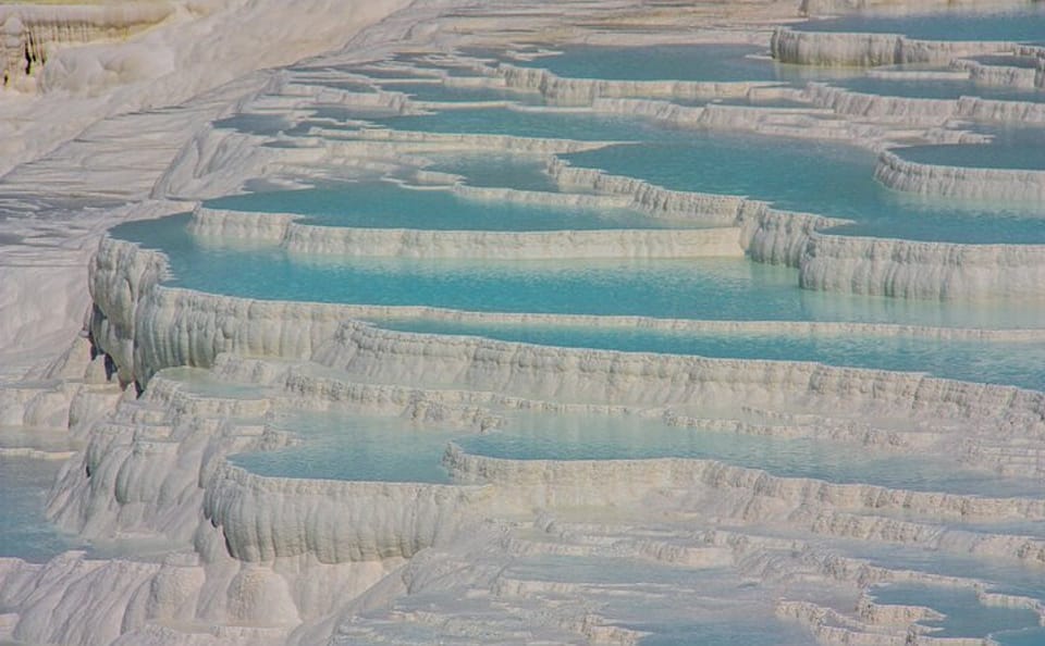Private Full Day Tour of Alaçatı and Pamukkale from Izmir