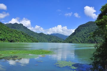 Half-Day Guided Boat Tour of Ba Be Lake in Vietnam