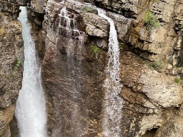 Lake Louise and Moraine Lake Tour from Canmore