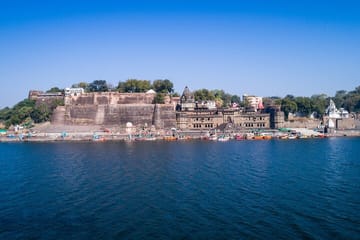 Heritage Tour from Indore to Mandu and Maheshwar