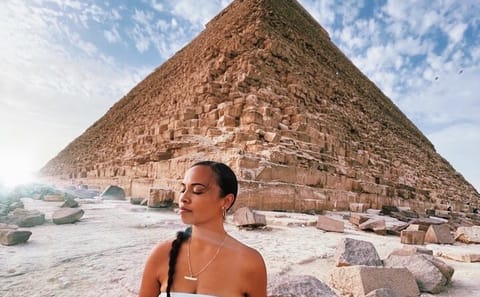 Private Day Tour of Giza Pyramids and Sphinx from Cairo