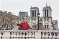 Create funny &amp; memorable professional photos with your partner on A Taste of Paris Paparazzi Photo tour!