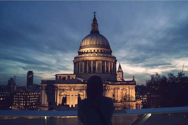 Haunted London: Ghost Hunt Self-Guided Walking Adventure