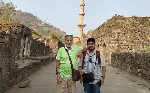 Mumbai to Aurangabad Tour: Ajanta & Ellora Caves Exploration