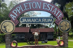 Appleton Estate Rum Tour and Floyd’s Pelican Bar from Montego Bay