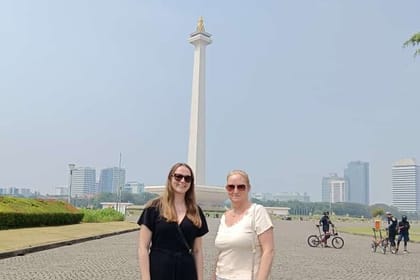 Jakarta Half Day Visit The Monument with Highlight City Tour