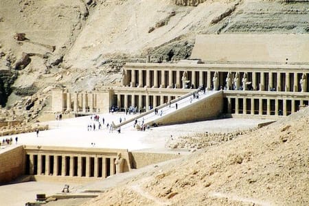 Luxor Valley of the kings, Temple Hatshepsut, colossi of Memnon
