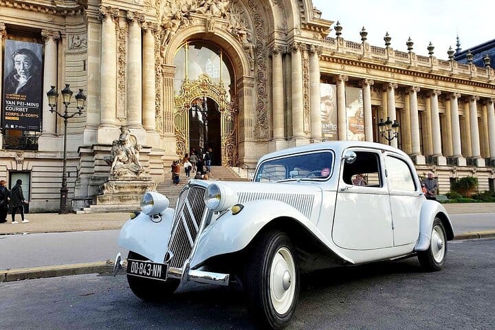 Private Vintage Car with "Montmartre"area in Paris &CDG Transfers 4