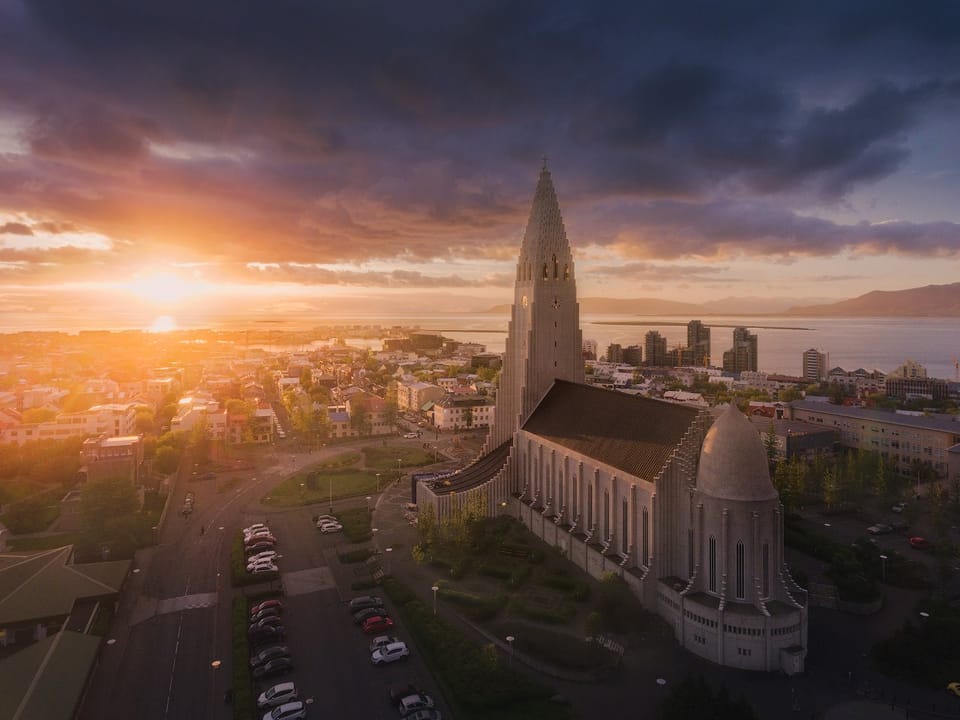 Private Reykjavik City Sightseeing — Pickmeup.is