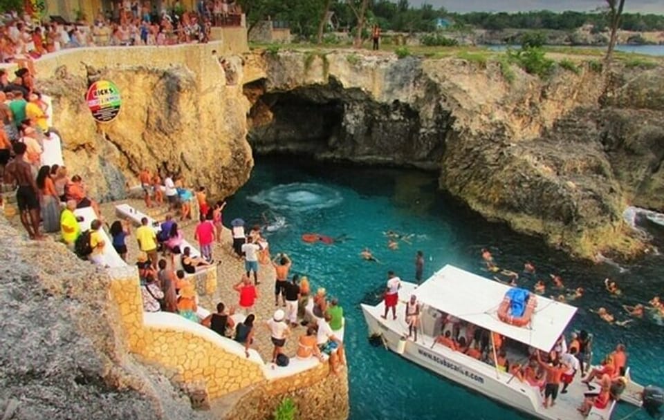 Private Herbal Tour and Dinner at Rick's Cafe in Jamaica