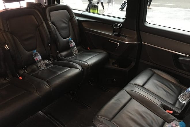 London Stansted Airport Private Transfers to/from London (Postcode E1 to E14) 4
