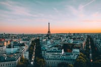 Half-Day Private Eiffel Tower with Seine River Lunch Cruise 10