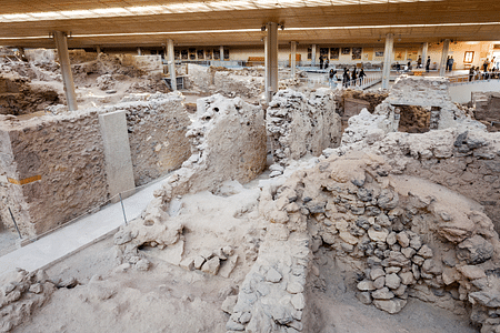 Guided Tour: Akrotiri Ruins