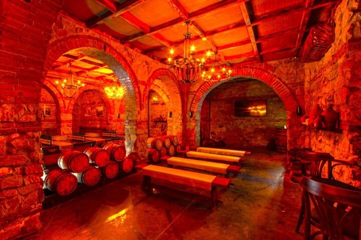 Shamakhi-tour-Alpaca-tour-wine-tour-meyseri-wine-Azerbaijan-meysari-wine