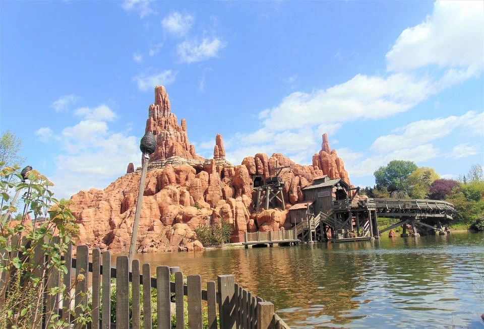 2 billets pour disneyland paris