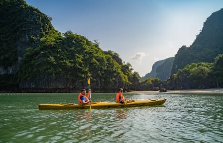 5-Day North Vietnam Tour: Hanoi, Ninh Bình, and Halong Bay
