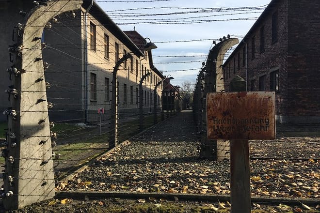 Auschwitz-Birkenau Day Tour from Wroclaw  photo 6