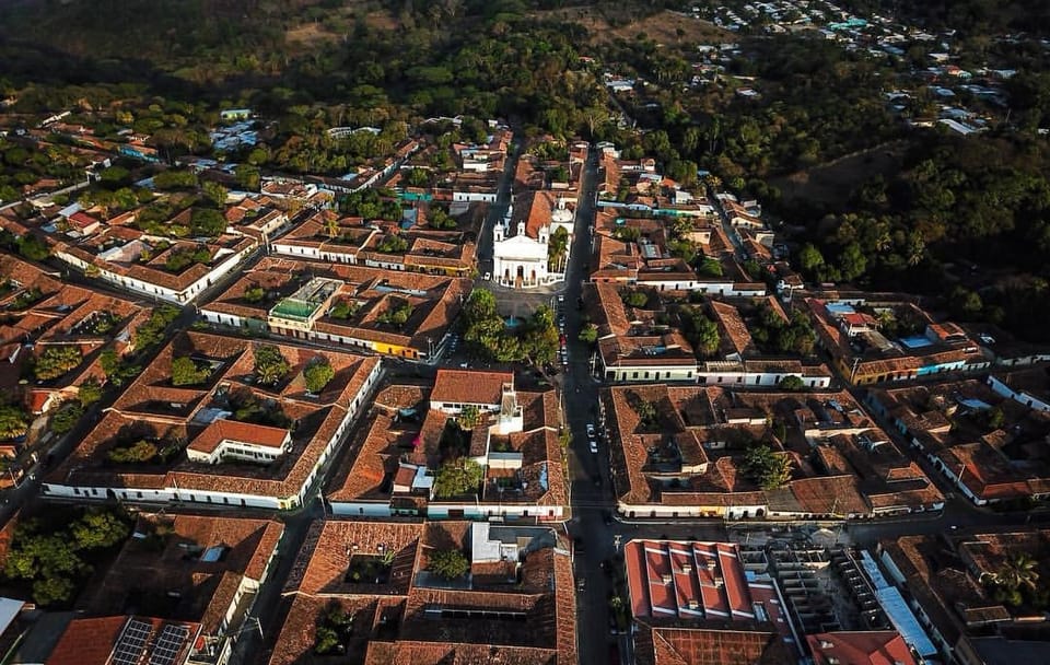 Explore El Salvador's Culture and Nature: Joya de Ceren & San Salvador