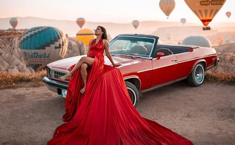 Cappadocia Hot Air Balloon Photoshoot Experience in Göreme