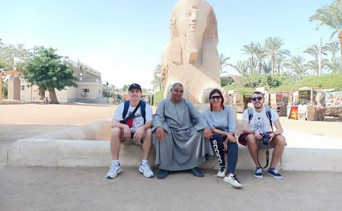 Day Tour to Mempis , Sakkara Pyramids and Egyptian Museum from Cairo with Lunch