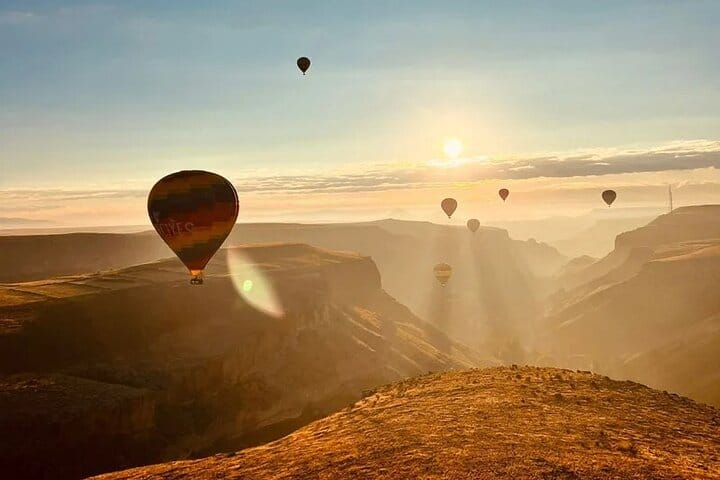 Goreme Hot Air Balloon Tour: Sunrise Flight Over Cappadocia