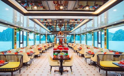 Sky Cruise Luxury 5 Star Halong One Day Tour, Buffet & Jacuzzi