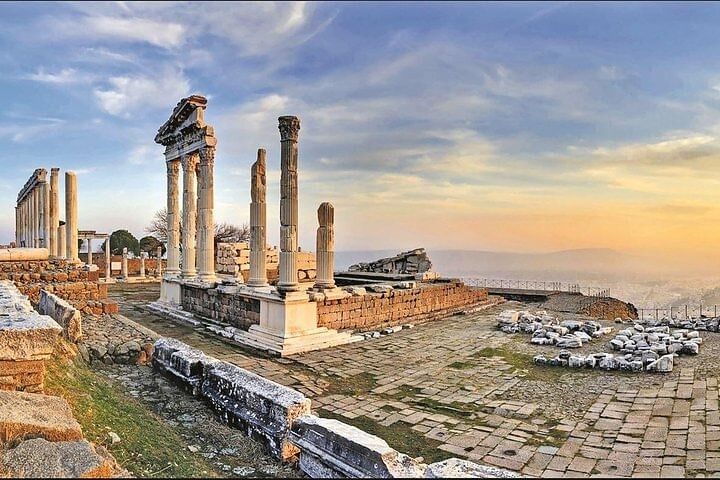 Trajan Tempel