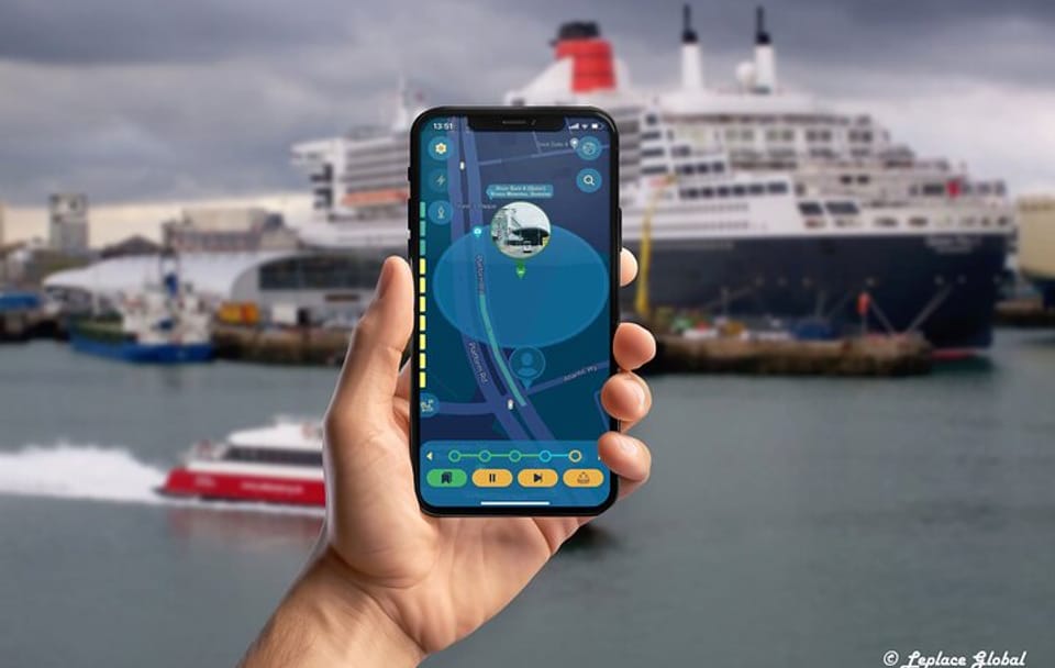 Self-Guided Titanic History Walking Tour in Southampton